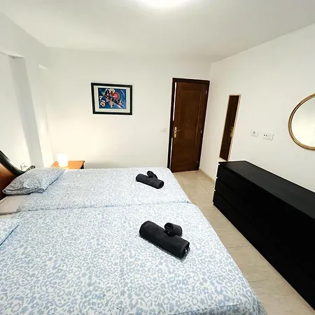 Appartement Comfy Flores 1e With Pool